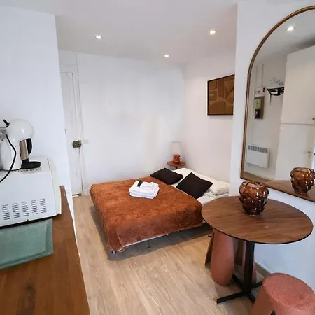 Cosy 13eme Proche Metro Lejlighed